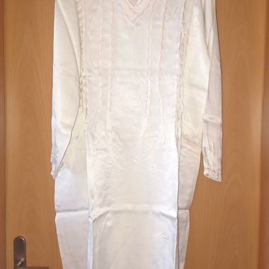 Camicia da notte color crema, maniche lunghe