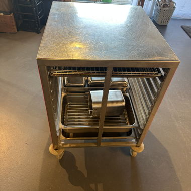 Carrello da cucina in acciaio inox
