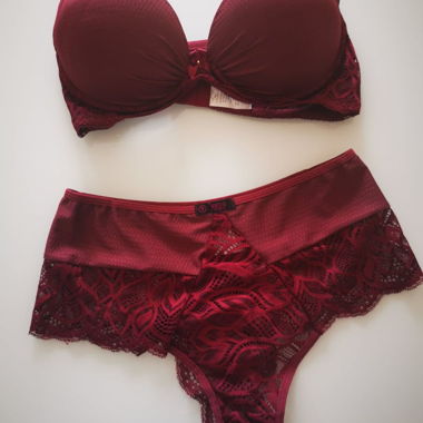 Lingerie 10-07 - Élégance et Confort _ taille M Vi