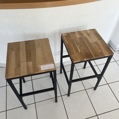 Barhocker aus Holz