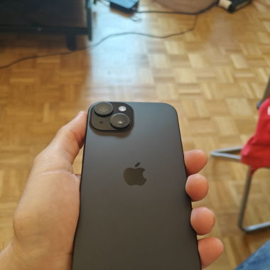 iPhone 15 128 GB