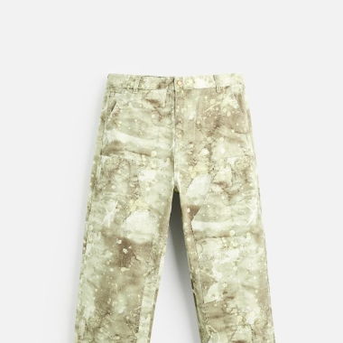CARPENTER JEANS MIT ABSTRAKTEM PRINT