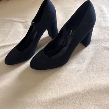 Chaussures à tallons