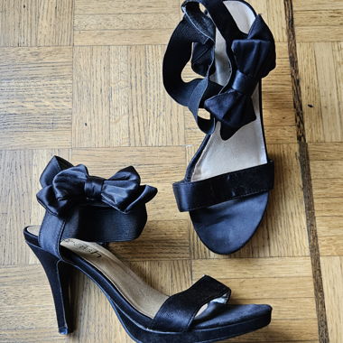 Black Heeled Sandals