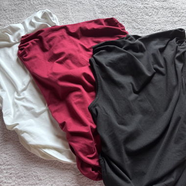 3-pack tops black, red, white 