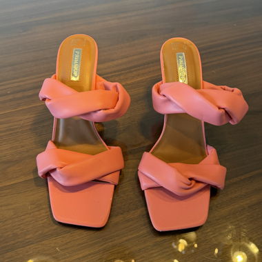 Sandali con tacco rosa
