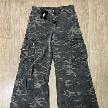 Personaclo camo cargo pants
