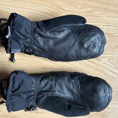 Wedze down gloves 