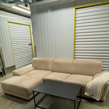 Beige L-Sofa Von Monetti