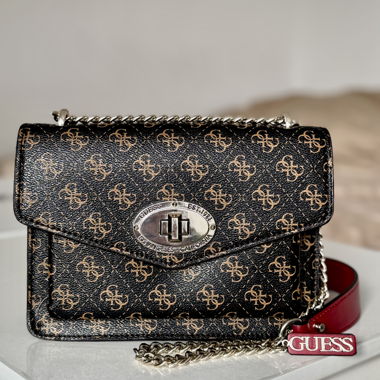 GUESS Schultertasche in Braun **Neu**