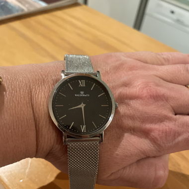 Armbanduhr