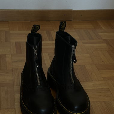 Dr. Martens