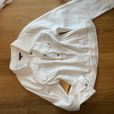 white denim jacket 