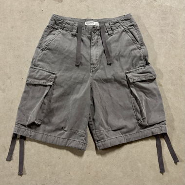Shorts cargo gris Pull&Bear 32