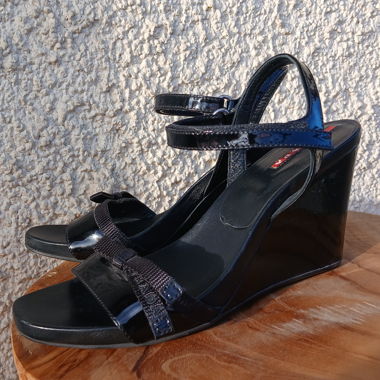 Prada Vintage Keilabsatz-Pumps