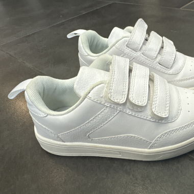 Kinder Turnschuhe