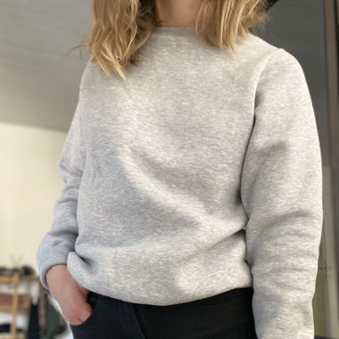 Sweat-shirt pull gris 