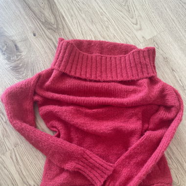 Off-Shoulder-Pullover