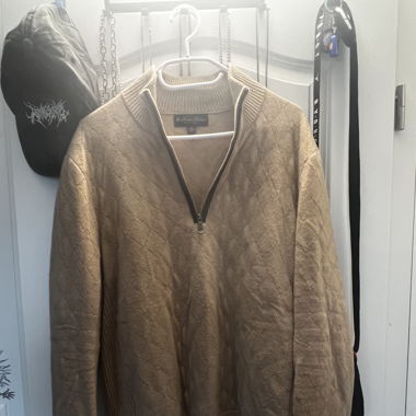 Old Money Beige Sweatshirt 