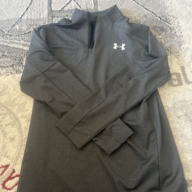 Under Armour Sports Pullover