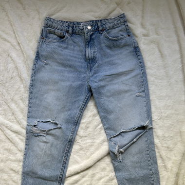 Jeans troué 