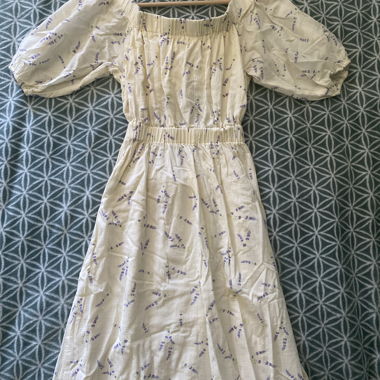 Robe fleurie creme