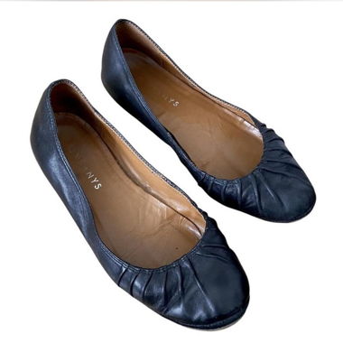 vintage black ballet flats