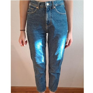high rise mom jeans