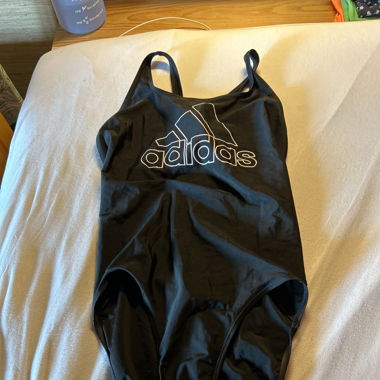Adidas Badeanzug 