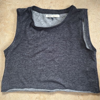 cropped tanktop