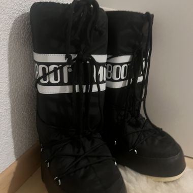 Moon Boots (Schwarz,Weiss)