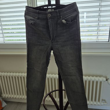 Pantalon slim gris 