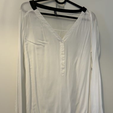 Blouse blanche col cuir