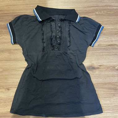 Blusa con bei dettagli