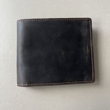 Leather wallet - Portefeuille cuir