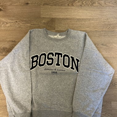 H&M Boston Sweatshirt