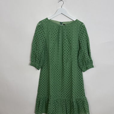 Abito verde traforato
