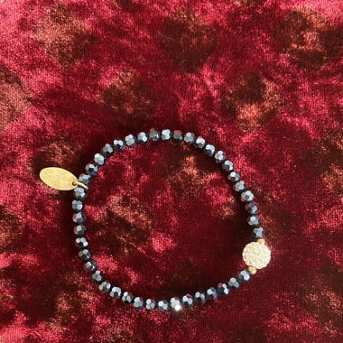 Armband mir Swarovski-Steinen 
