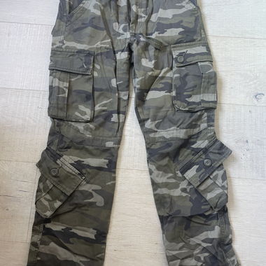 cargo militaire 