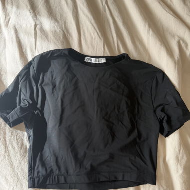 Top nero Zara a maniche corte