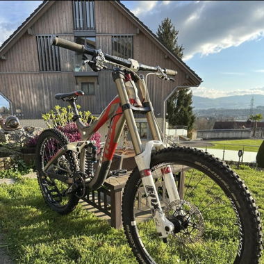 Trek Session 88 2011 Downhill Bike