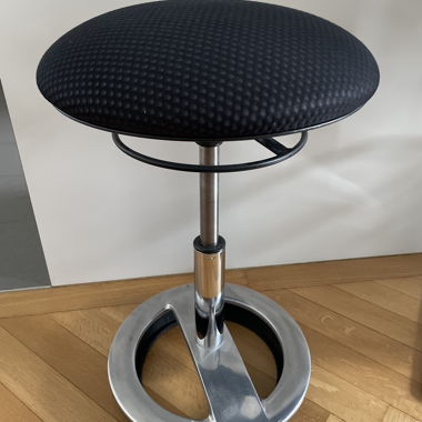 Mushroom stool