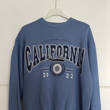 Pull bleu California