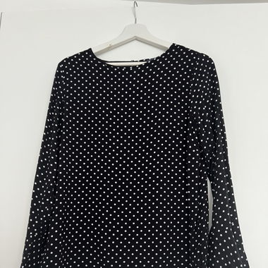 Bluse mit Punkten