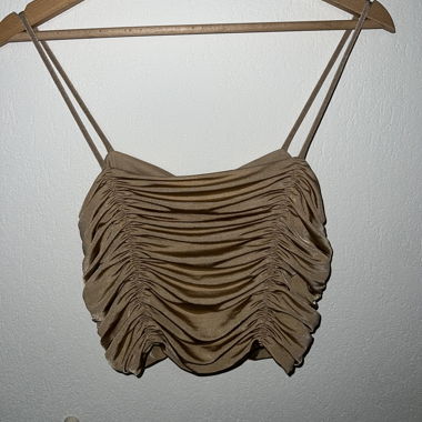 Braunes elegantes Oberteil