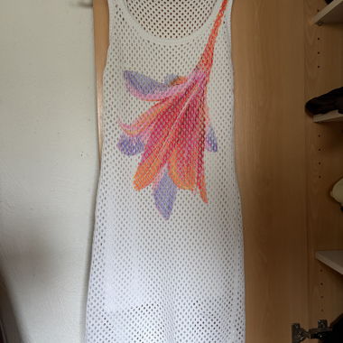 Weisses kurzes Netz-Kleid mit Blumenprint