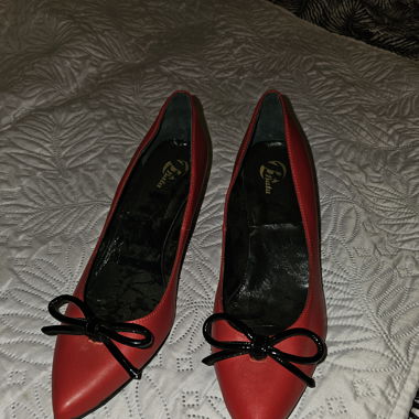 Escarpins rouges élégants avec noeud papillon T39