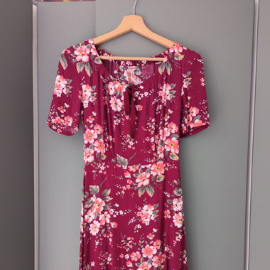 Kleid Cath Kidston rot mit Blumen
