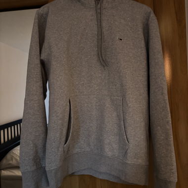 Felpa Tommy Jeans grigia