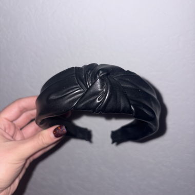 Neue Haarspange